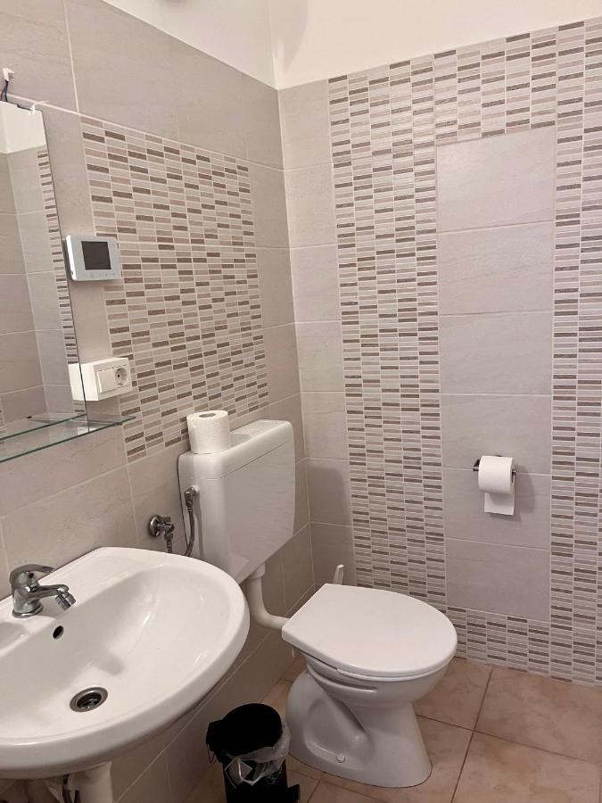 A&P Center Ljubljana Apartment Buitenkant foto