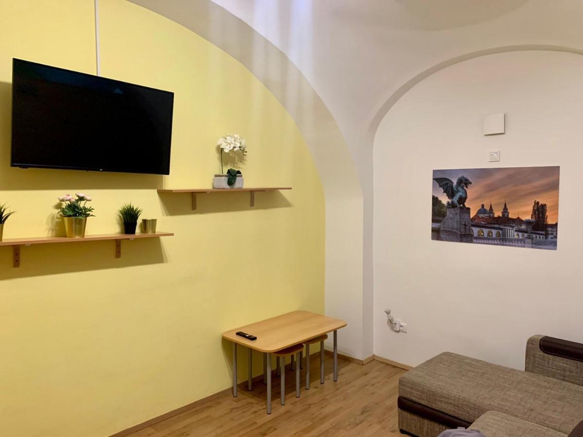 A&P Center Ljubljana Apartment Buitenkant foto